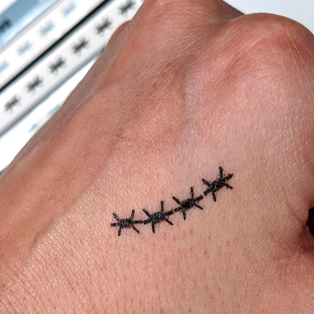 ASHLEY HAY DESIGN BARBED WIRE STAMP & BRUSH EYELINER
