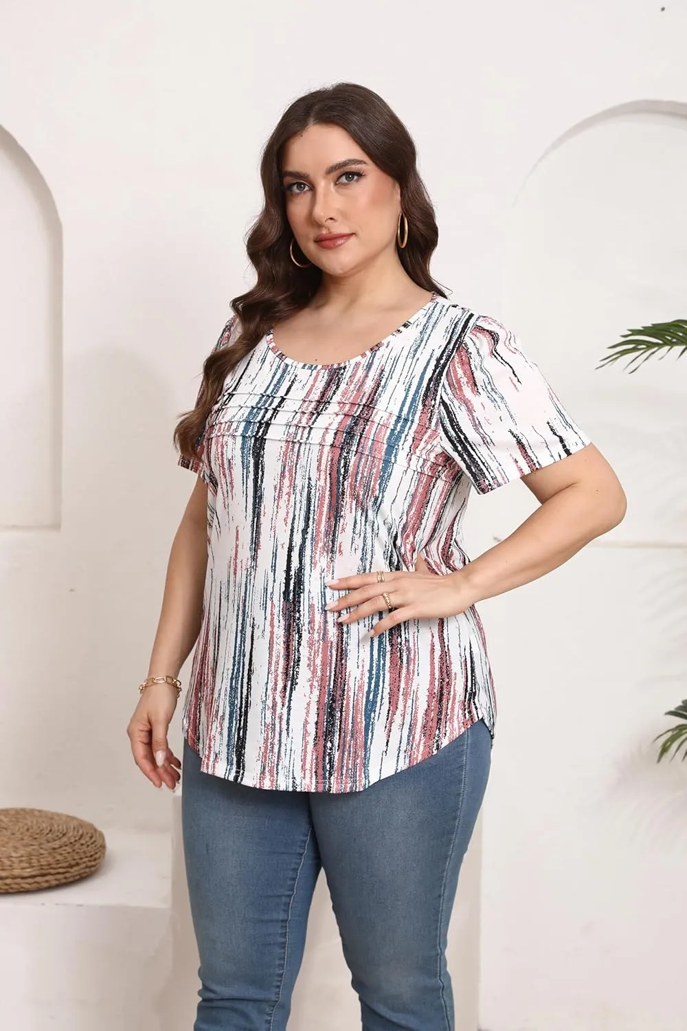 HBEYYTO Womens Plus Size Tops Short Sleeve Pleated T shirts Dressy Casual Scooped Neck Flowy Loose Floral Blouses 1X-5X