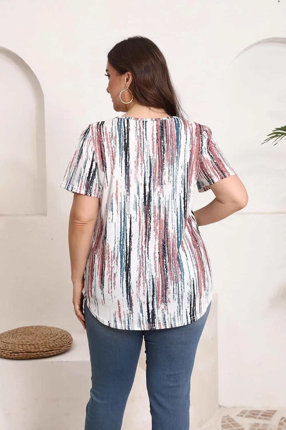HBEYYTO Womens Plus Size Tops Short Sleeve Pleated T shirts Dressy Casual Scooped Neck Flowy Loose Floral Blouses 1X-5X