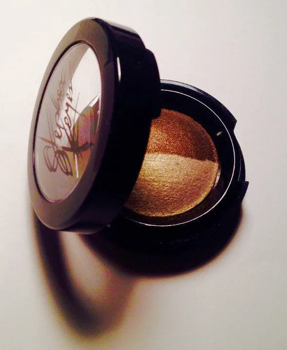 Serene and Aura Eye Shadow